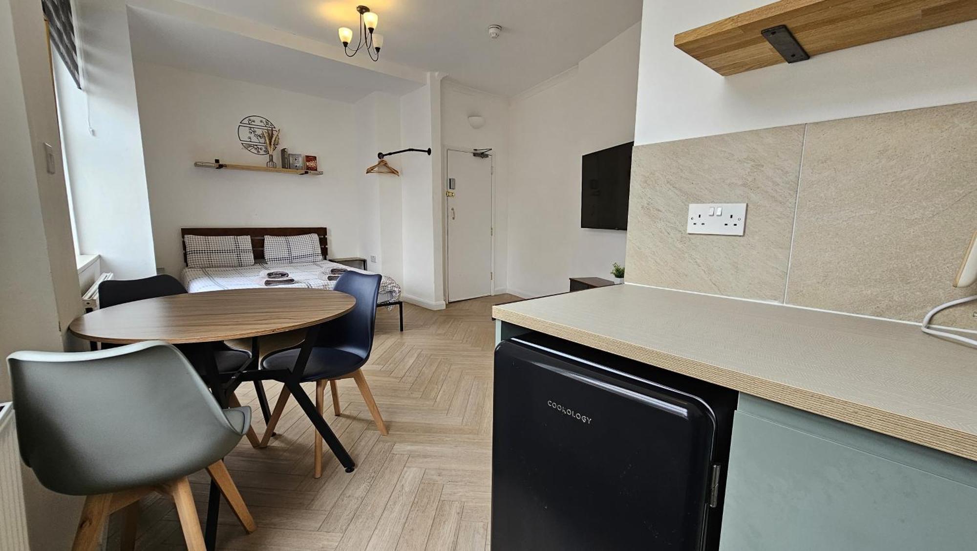 Newly Renovated Studios & Ensuite Rooms! - Camberwell London Exteriör bild