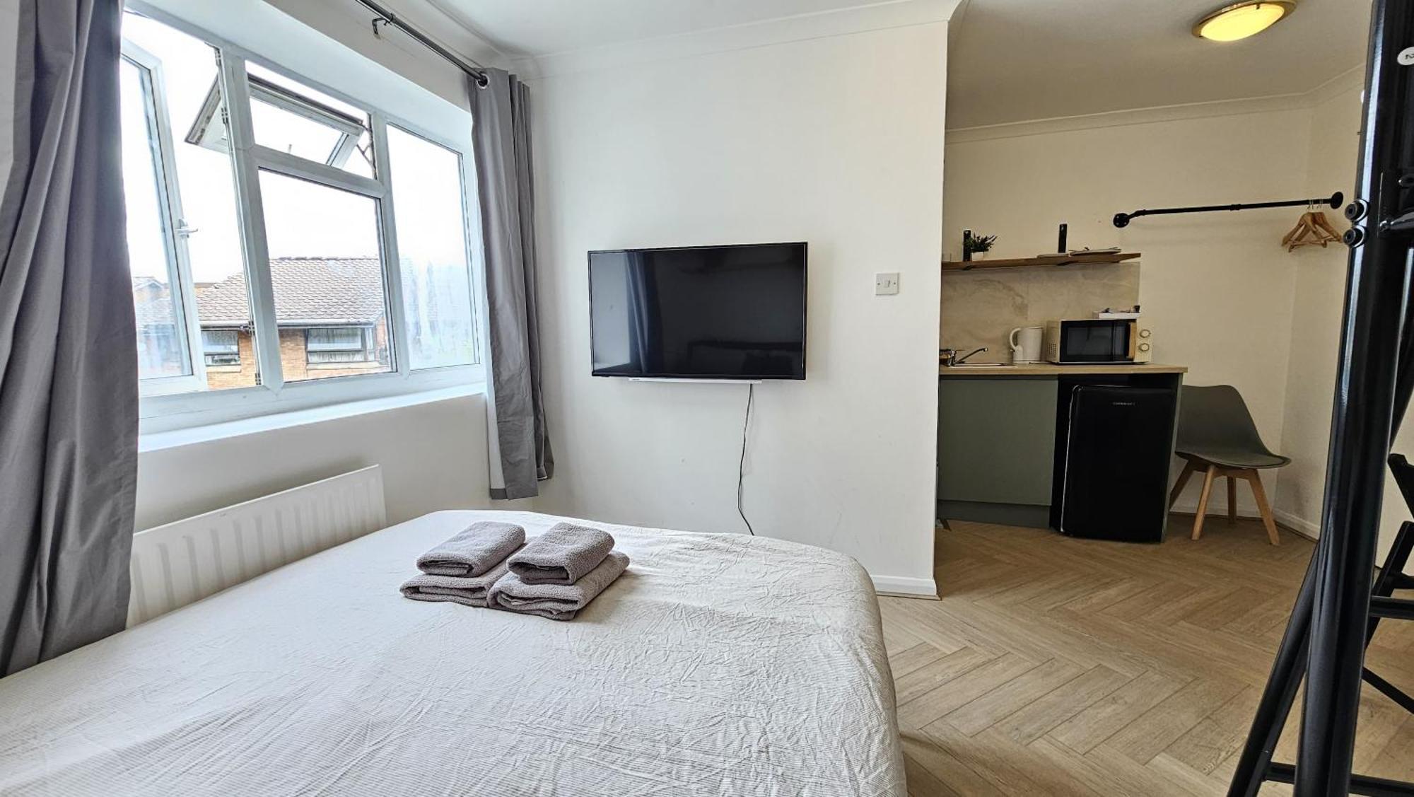 Newly Renovated Studios & Ensuite Rooms! - Camberwell London Exteriör bild