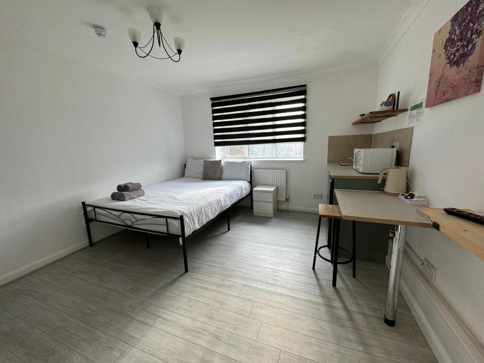 Newly Renovated Studios & Ensuite Rooms! - Camberwell London Exteriör bild