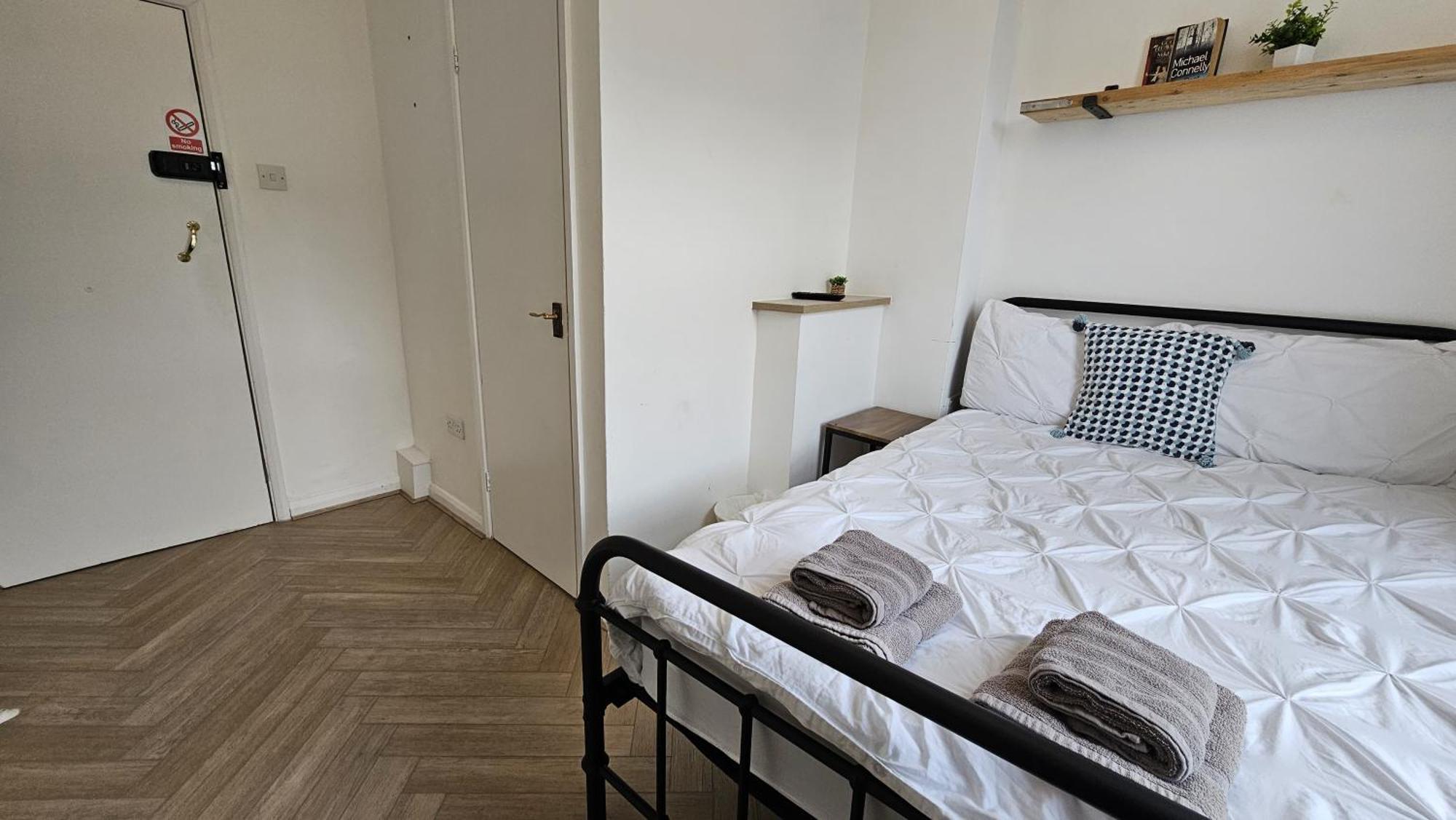 Newly Renovated Studios & Ensuite Rooms! - Camberwell London Exteriör bild